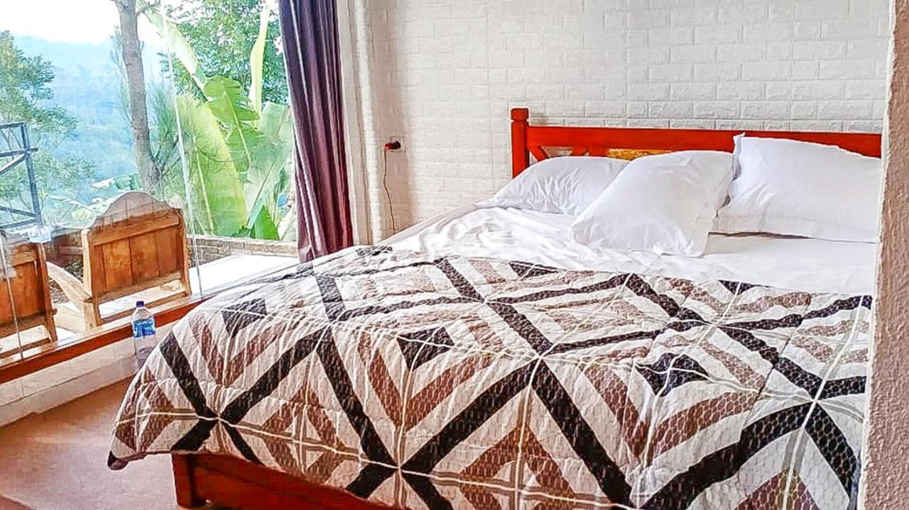 Pondok Tubing Poncokusumo Syariah Redpartner Malang Esterno foto